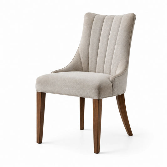 Silla de comedor de poliéster con patas de madera, beige